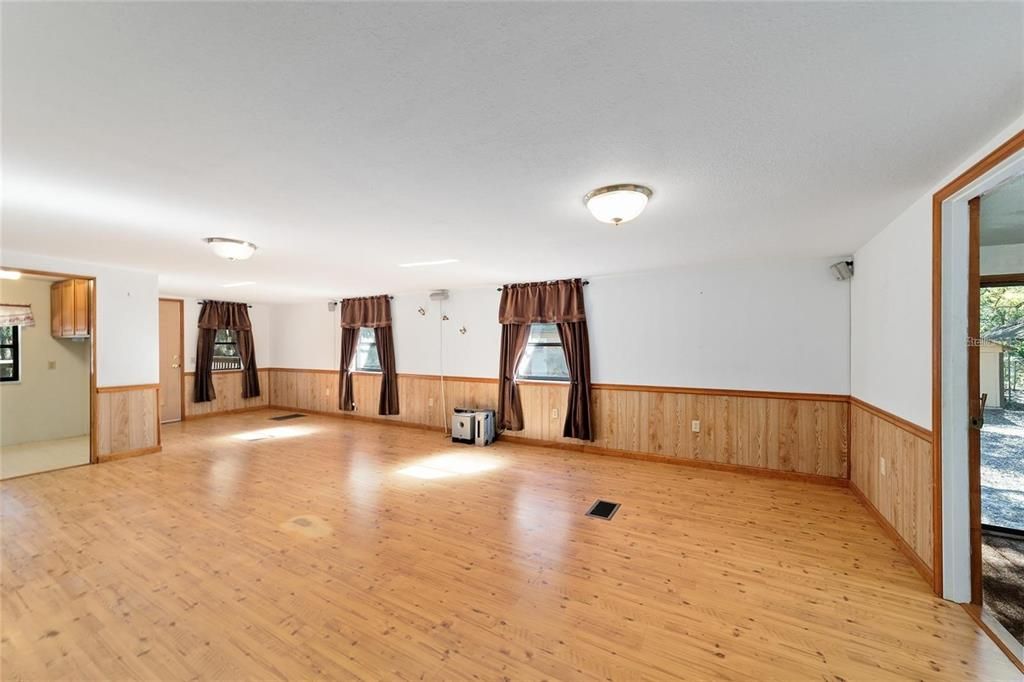 En Venta: $225,000 (3 camas, 2 baños, 1749 Pies cuadrados)