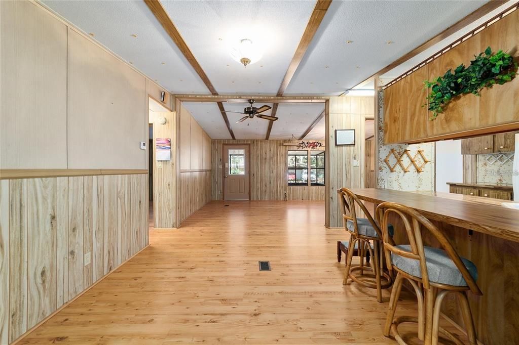 En Venta: $225,000 (3 camas, 2 baños, 1749 Pies cuadrados)