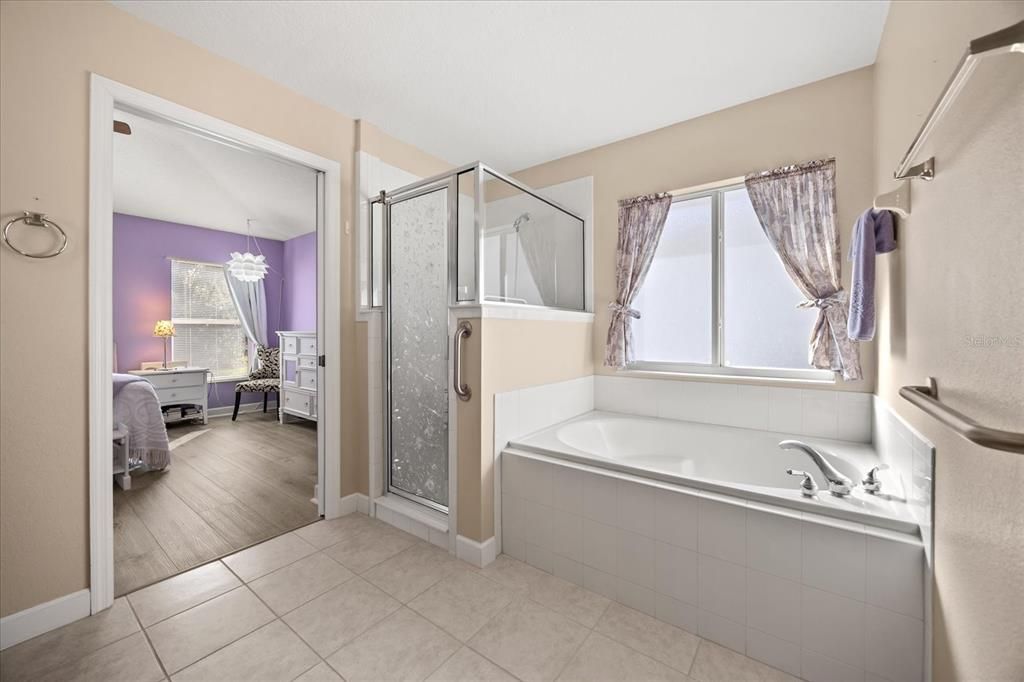 For Sale: $350,000 (3 beds, 2 baths, 1482 Square Feet)