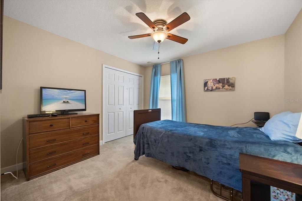 For Sale: $350,000 (3 beds, 2 baths, 1482 Square Feet)