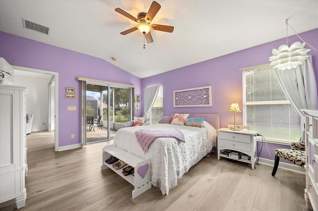 For Sale: $350,000 (3 beds, 2 baths, 1482 Square Feet)