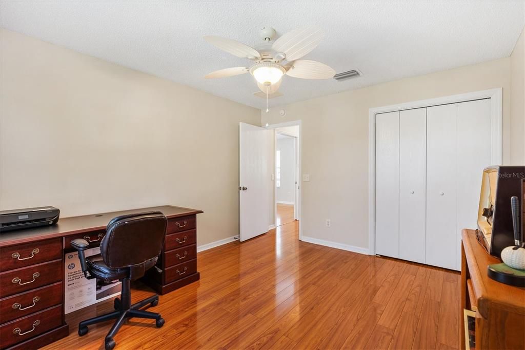 For Sale: $339,000 (3 beds, 2 baths, 1392 Square Feet)