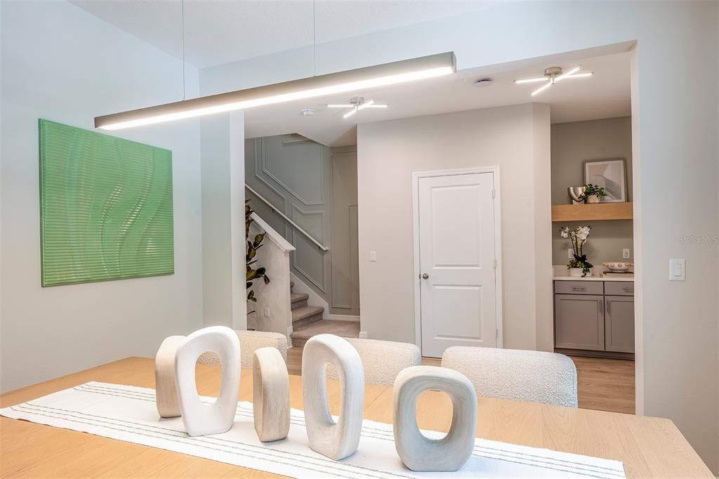 En Venta: $450,790 (4 camas, 3 baños, 2343 Pies cuadrados)