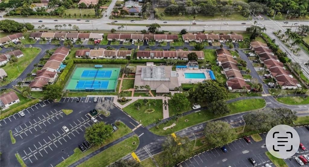 For Rent: $1,900 (2 beds, 2 baths, 930 Square Feet)