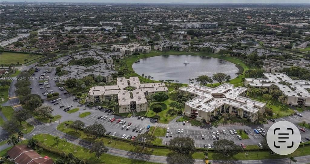 For Rent: $1,900 (2 beds, 2 baths, 930 Square Feet)