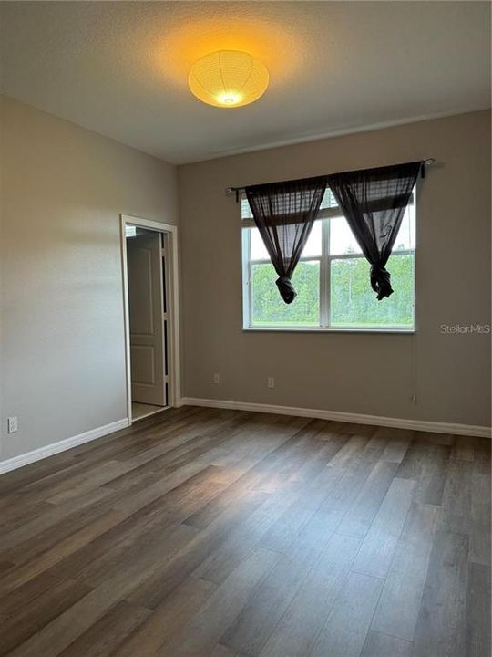 For Rent: $1,850 (2 beds, 2 baths, 1304 Square Feet)