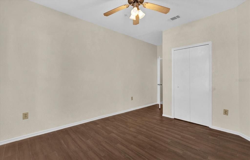 For Rent: $1,800 (2 beds, 2 baths, 1242 Square Feet)