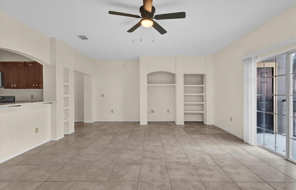 For Rent: $1,800 (2 beds, 2 baths, 1242 Square Feet)