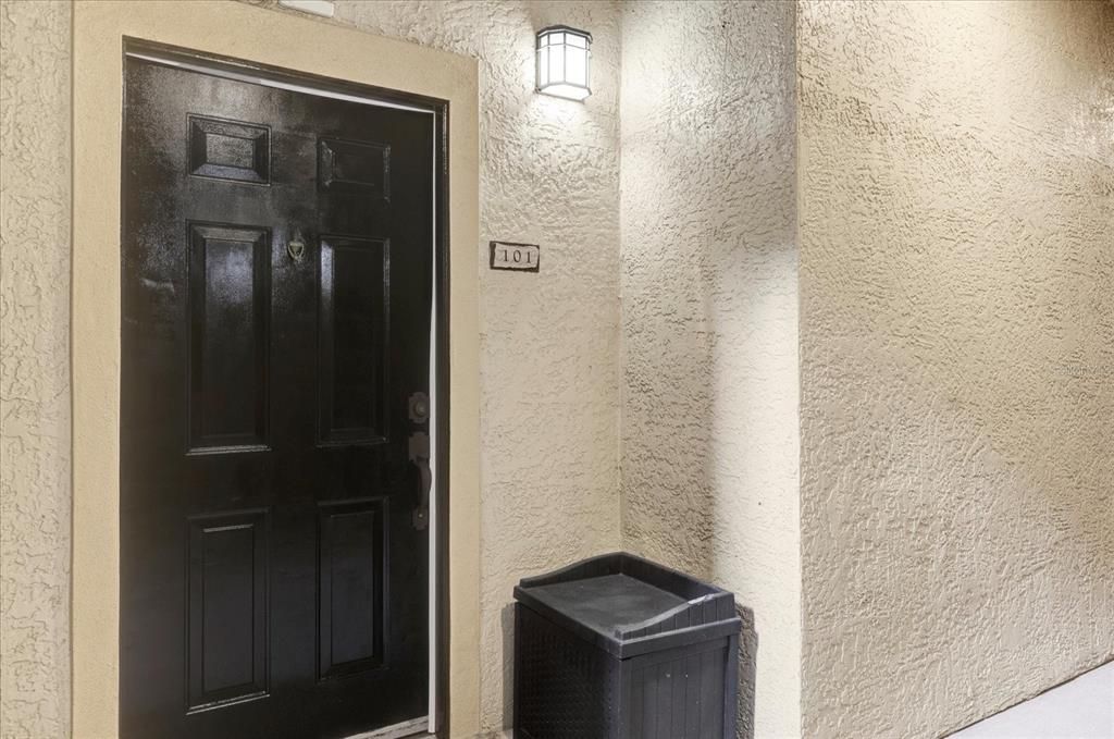 For Rent: $1,800 (2 beds, 2 baths, 1242 Square Feet)