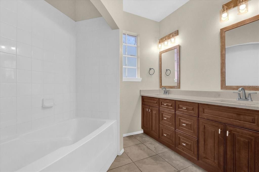 For Rent: $1,800 (2 beds, 2 baths, 1242 Square Feet)