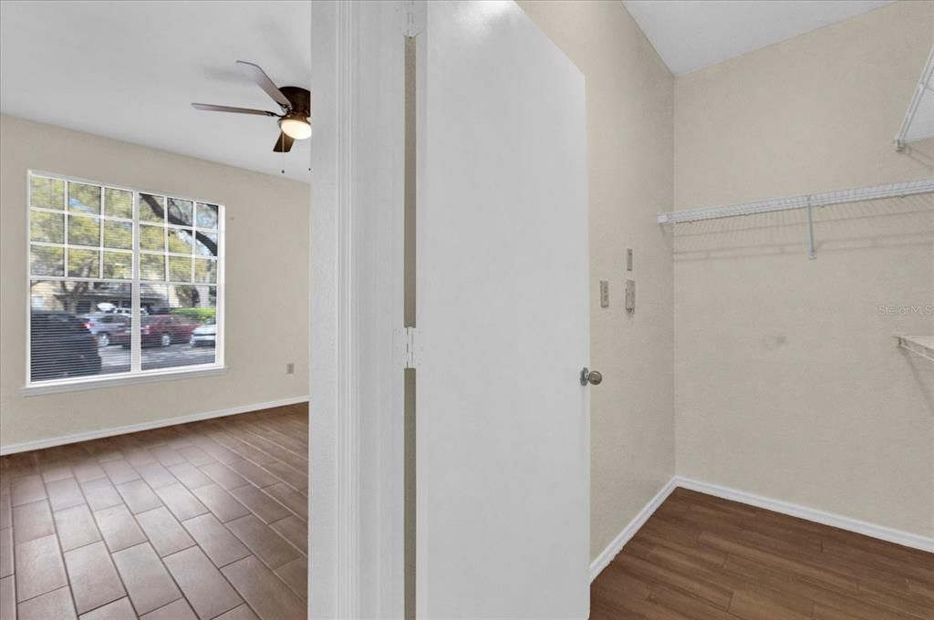 For Rent: $1,800 (2 beds, 2 baths, 1242 Square Feet)