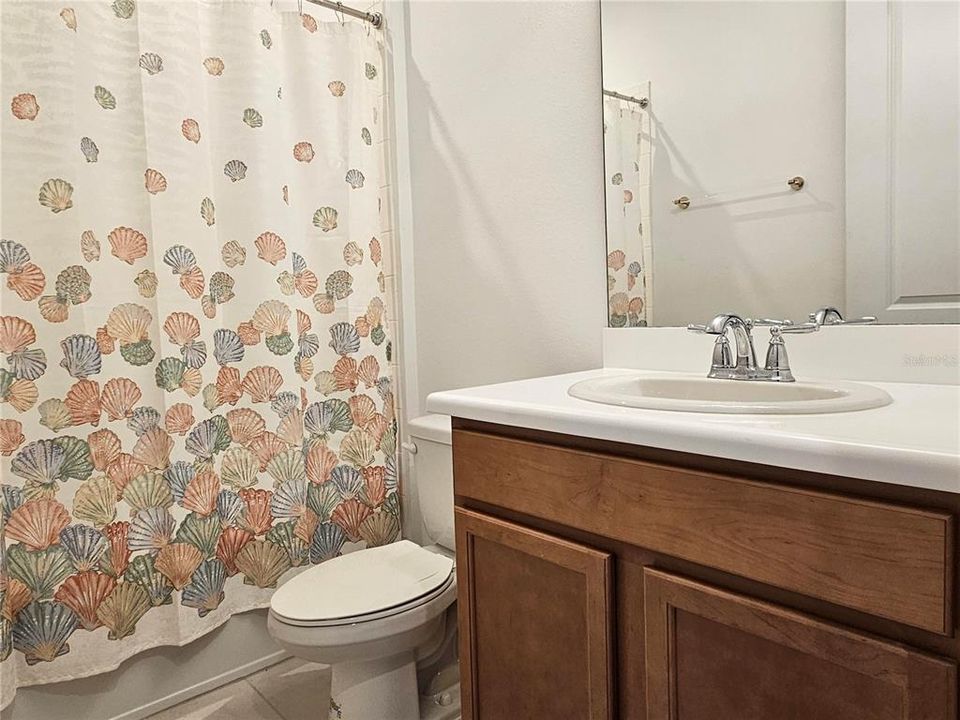 For Sale: $699,900 (5 beds, 3 baths, 4109 Square Feet)