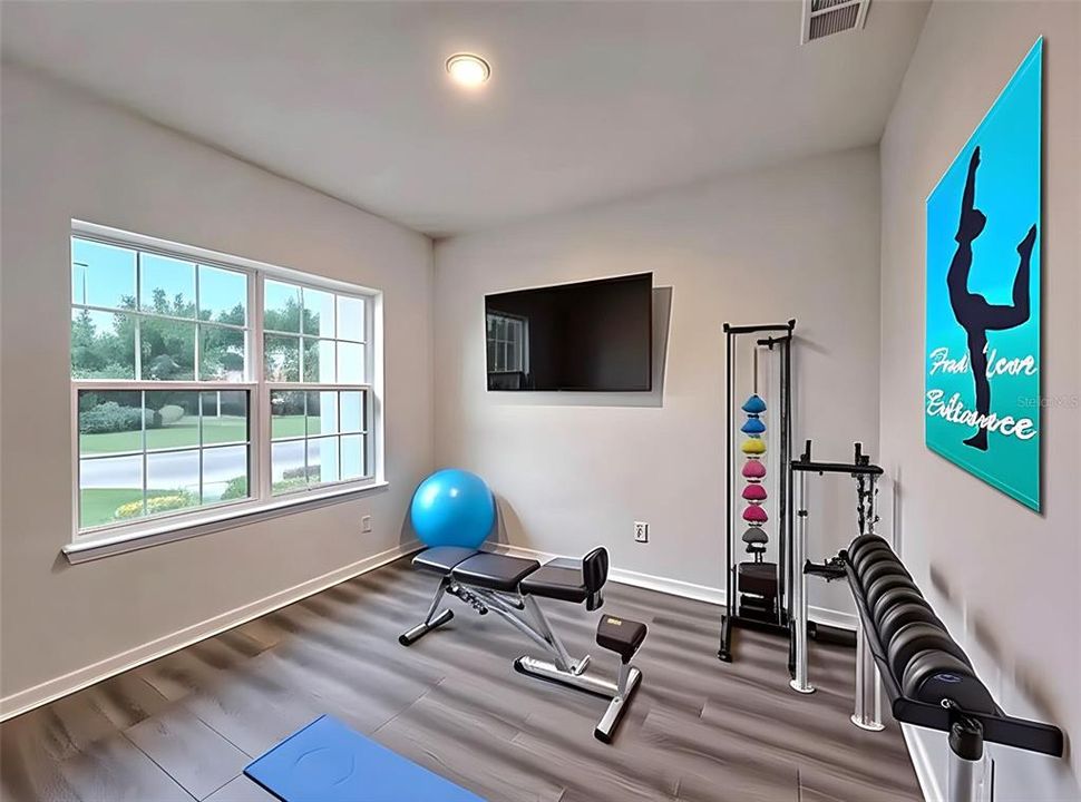 For Sale: $699,900 (5 beds, 3 baths, 4109 Square Feet)