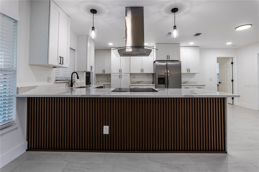 For Rent: $2,525 (3 beds, 2 baths, 1356 Square Feet)