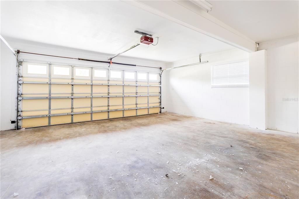 For Rent: $2,525 (3 beds, 2 baths, 1356 Square Feet)