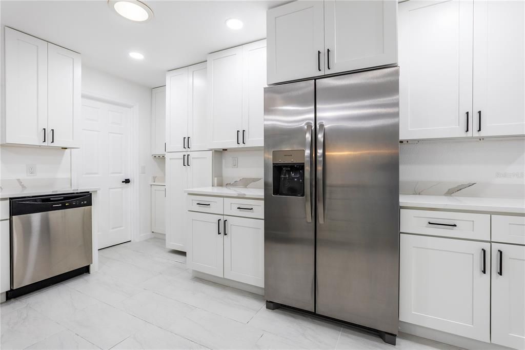 For Rent: $2,525 (3 beds, 2 baths, 1356 Square Feet)