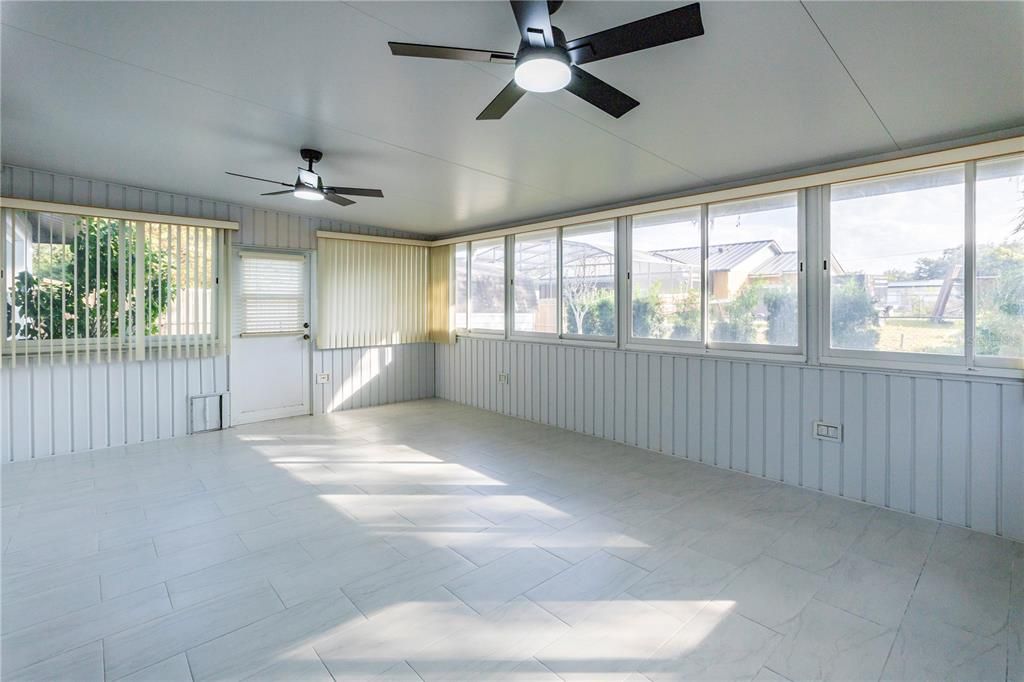 For Rent: $2,525 (3 beds, 2 baths, 1356 Square Feet)