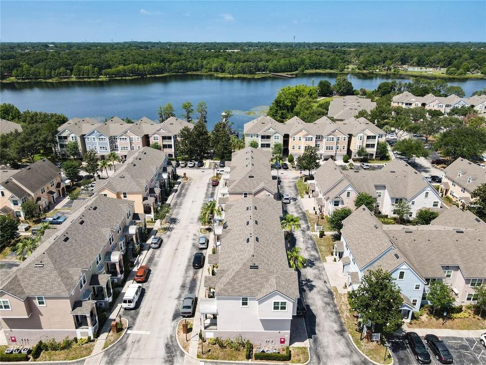 For Sale: $295,999 (2 beds, 2 baths, 1548 Square Feet)