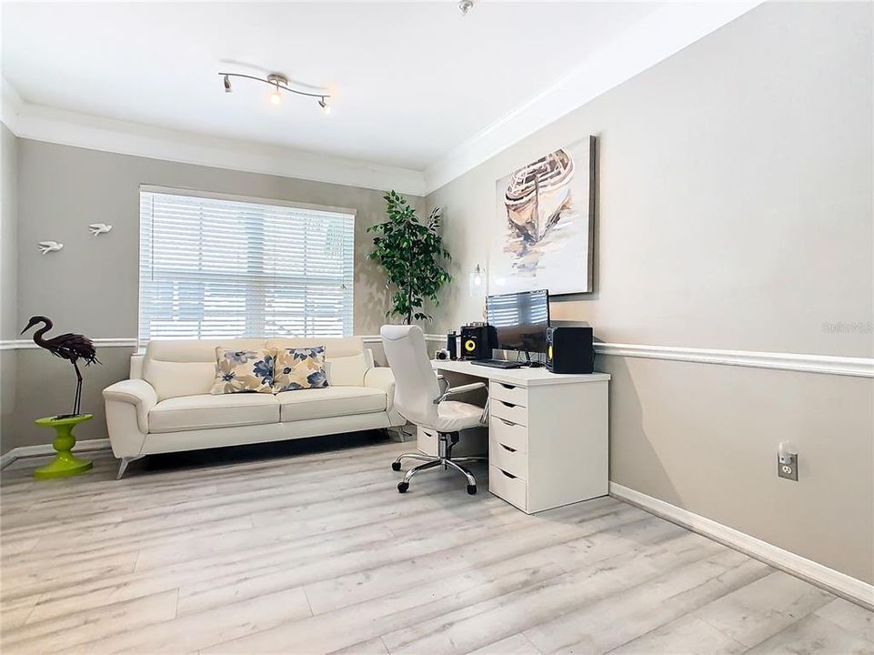 For Sale: $295,999 (2 beds, 2 baths, 1548 Square Feet)