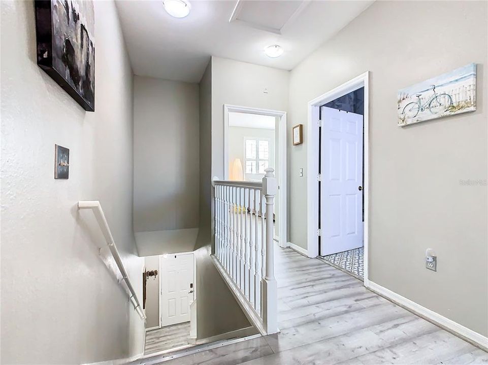 For Sale: $295,999 (2 beds, 2 baths, 1548 Square Feet)