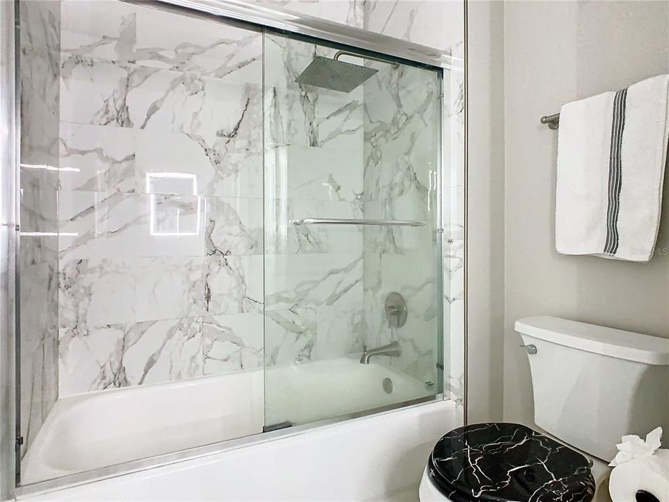 For Sale: $295,999 (2 beds, 2 baths, 1548 Square Feet)