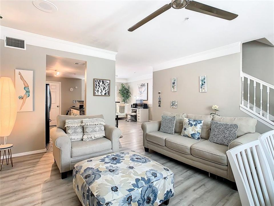 For Sale: $295,999 (2 beds, 2 baths, 1548 Square Feet)