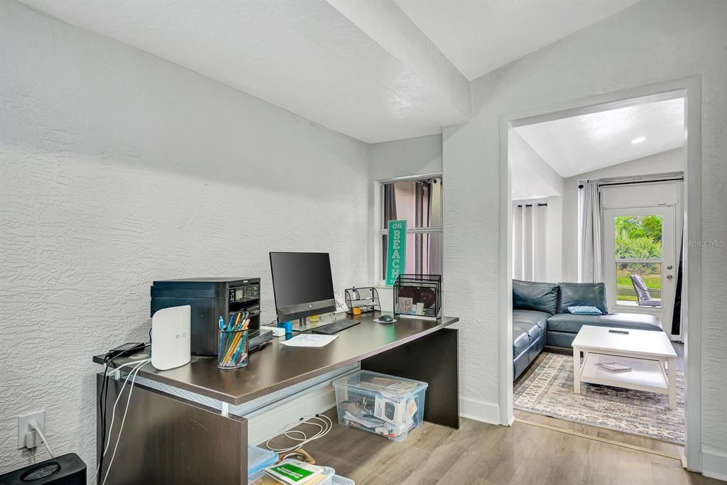 En Renta: $2,700 (3 camas, 2 baños, 1867 Pies cuadrados)