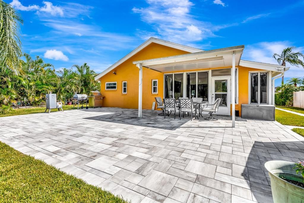 En Renta: $2,700 (3 camas, 2 baños, 1867 Pies cuadrados)