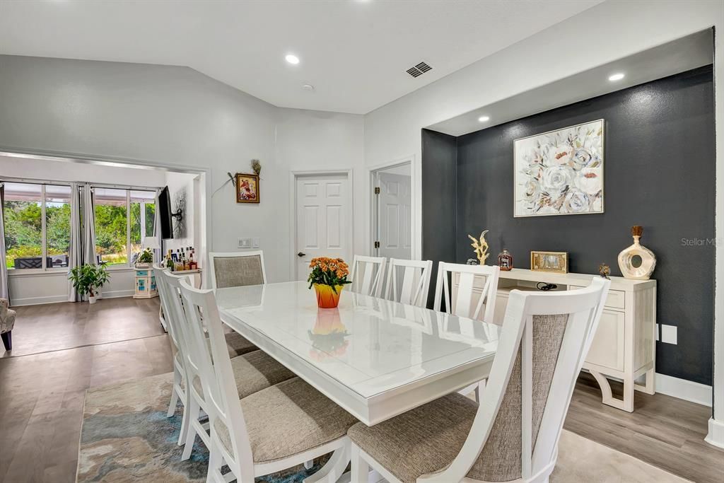 En Renta: $2,700 (3 camas, 2 baños, 1867 Pies cuadrados)