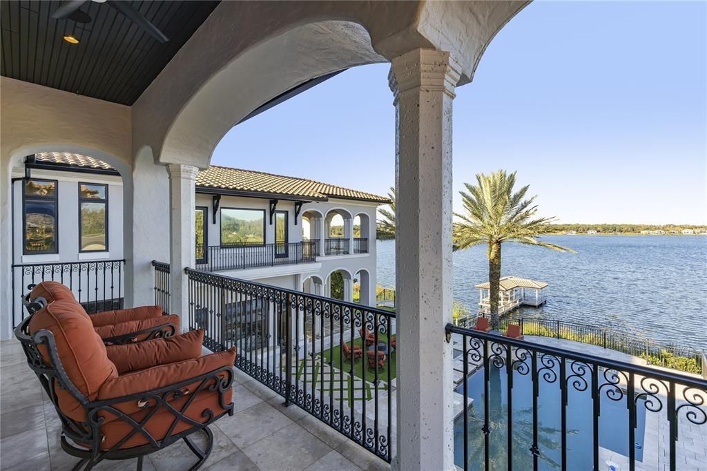 For Sale: $5,995,000 (6 beds, 6 baths, 10617 Square Feet)