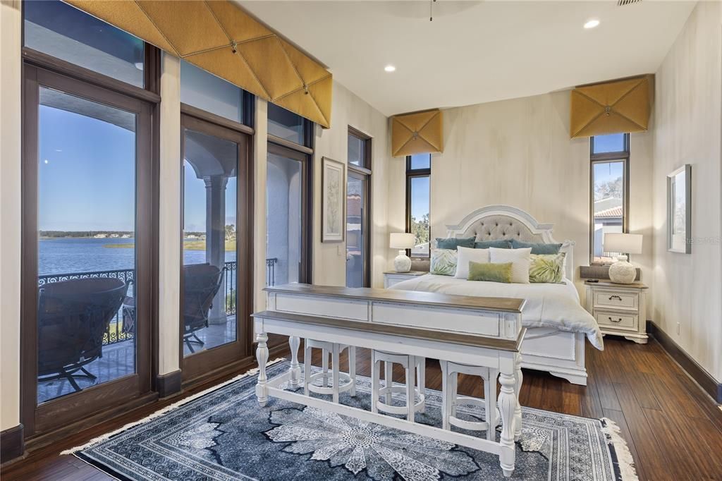 For Sale: $5,995,000 (6 beds, 6 baths, 10617 Square Feet)