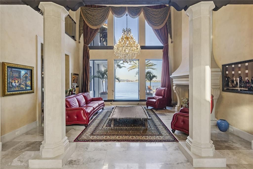 For Sale: $5,995,000 (6 beds, 6 baths, 10617 Square Feet)