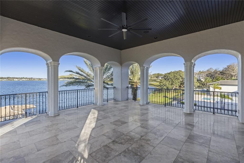 For Sale: $5,995,000 (6 beds, 6 baths, 10617 Square Feet)