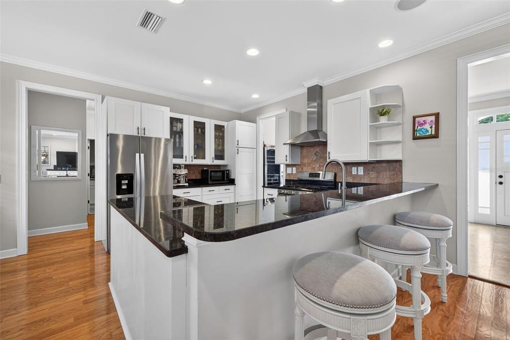 En Venta: $1,350,000 (4 camas, 2 baños, 2228 Pies cuadrados)