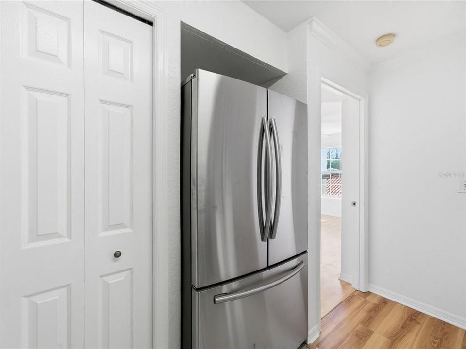 待售: $225,000 (2 贝兹, 2 浴室, 1104 平方英尺)