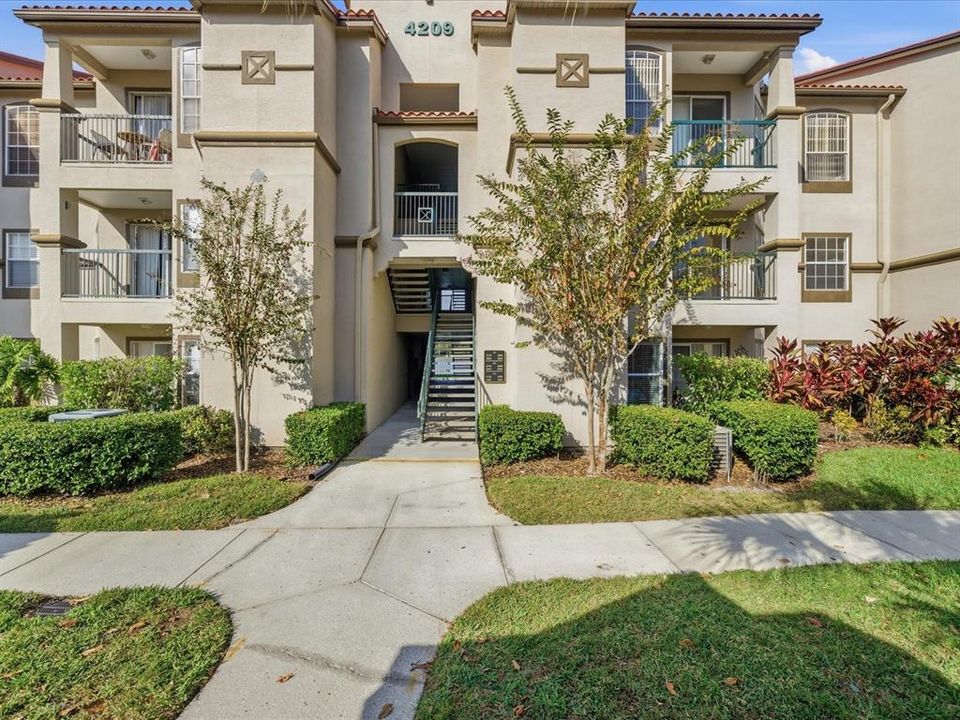 待售: $225,000 (2 贝兹, 2 浴室, 1104 平方英尺)