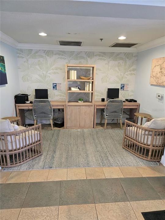 For Sale: $198,000 (2 beds, 2 baths, 1173 Square Feet)