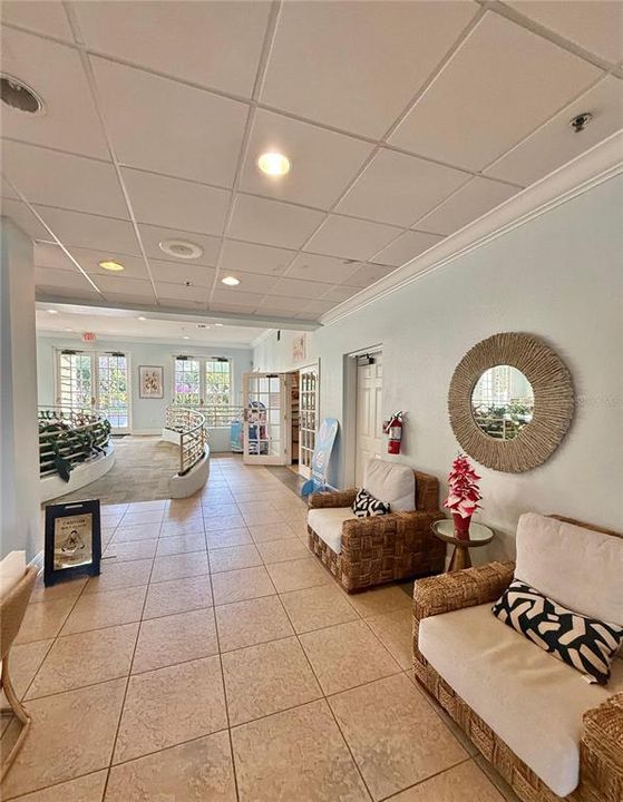 For Sale: $198,000 (2 beds, 2 baths, 1173 Square Feet)