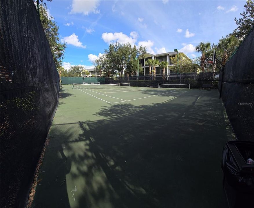 На продажу: $205,000 (2 спален, 2 ванн, 1173 Квадратных фут)