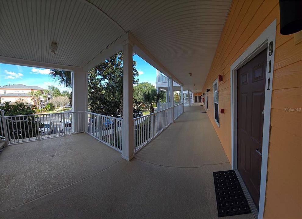 На продажу: $205,000 (2 спален, 2 ванн, 1173 Квадратных фут)