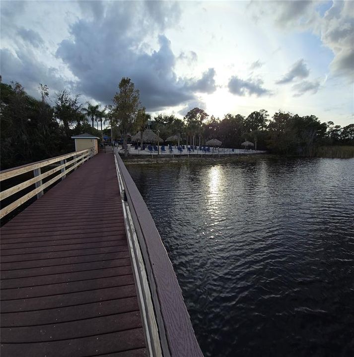 На продажу: $205,000 (2 спален, 2 ванн, 1173 Квадратных фут)