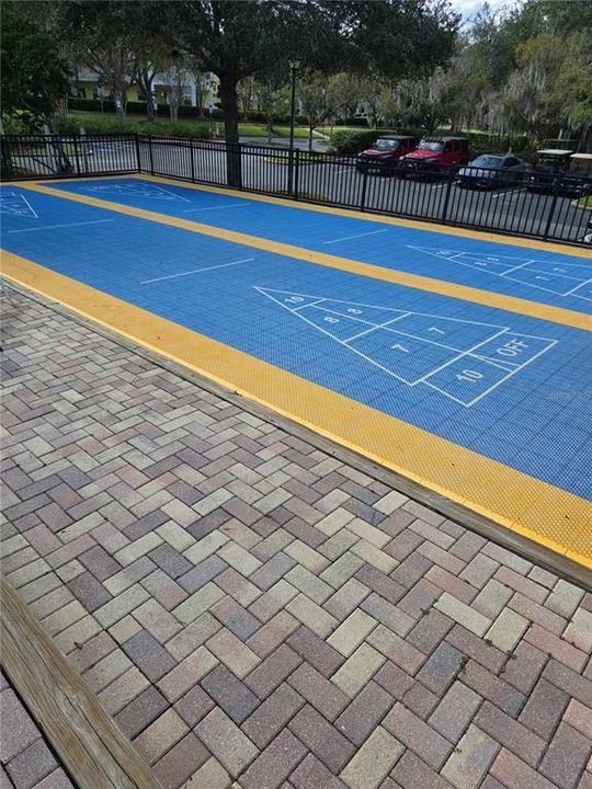 На продажу: $205,000 (2 спален, 2 ванн, 1173 Квадратных фут)