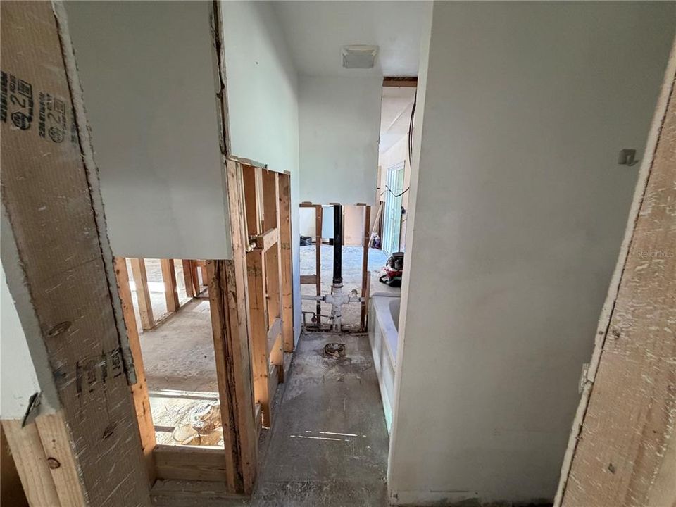 待售: $255,000 (3 贝兹, 2 浴室, 1000 平方英尺)