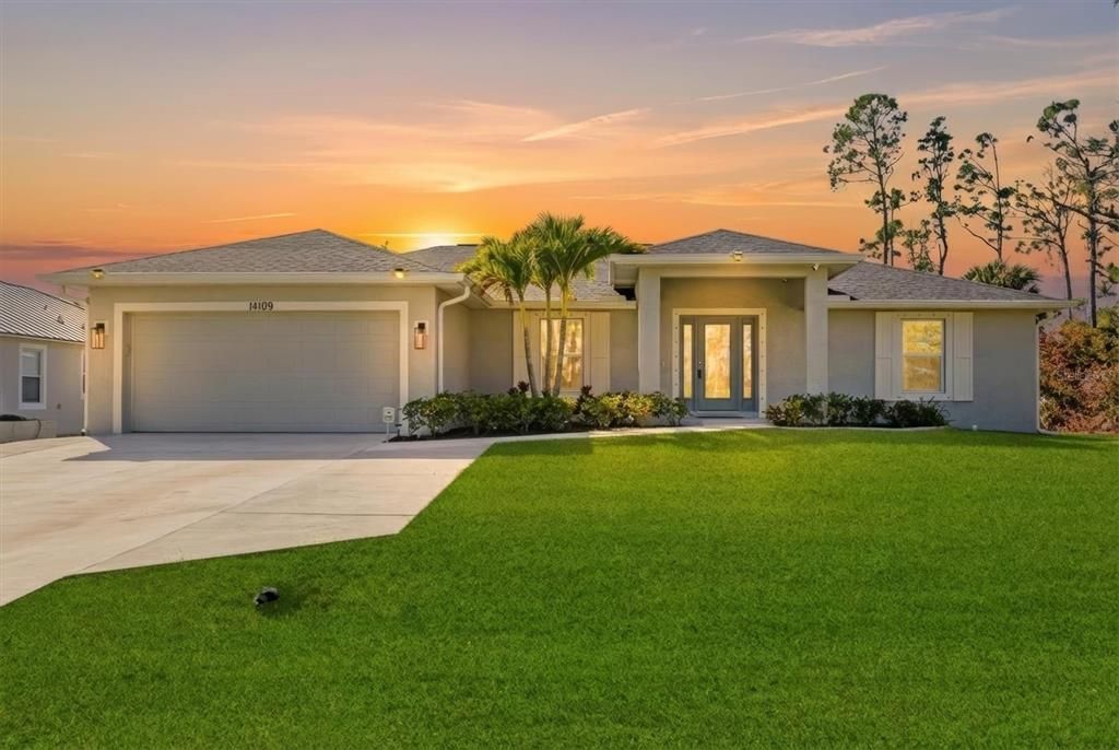 For Sale: $325,000 (3 beds, 2 baths, 1639 Square Feet)