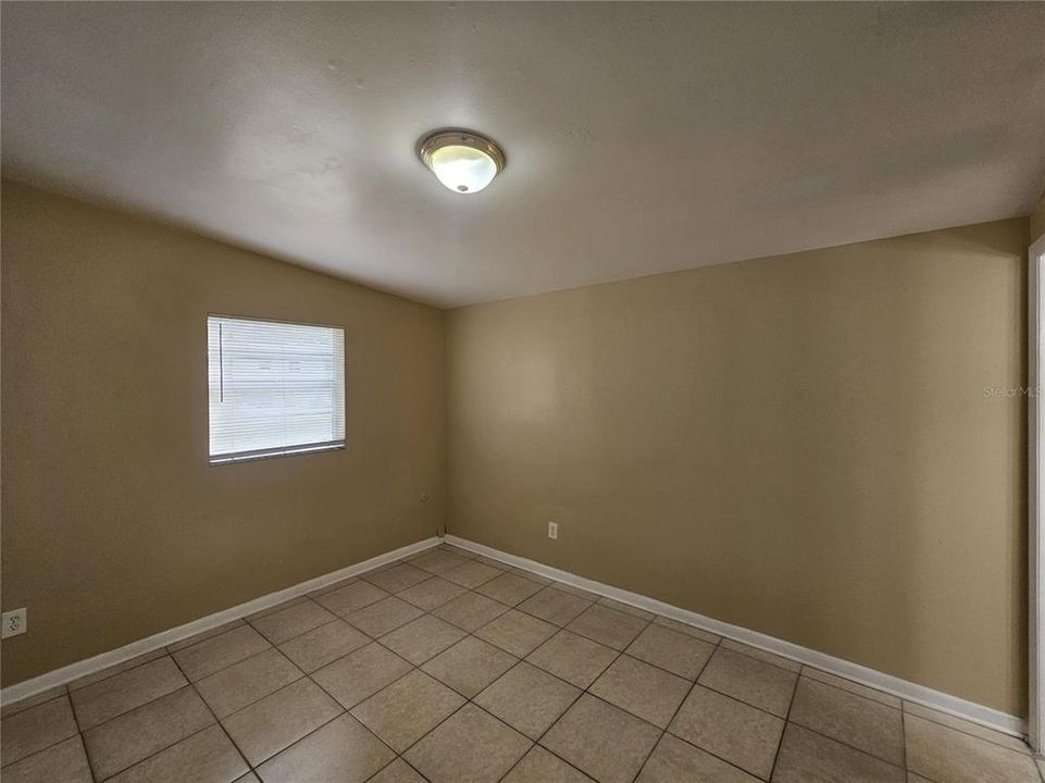 For Rent: $2,200 (3 beds, 2 baths, 1125 Square Feet)