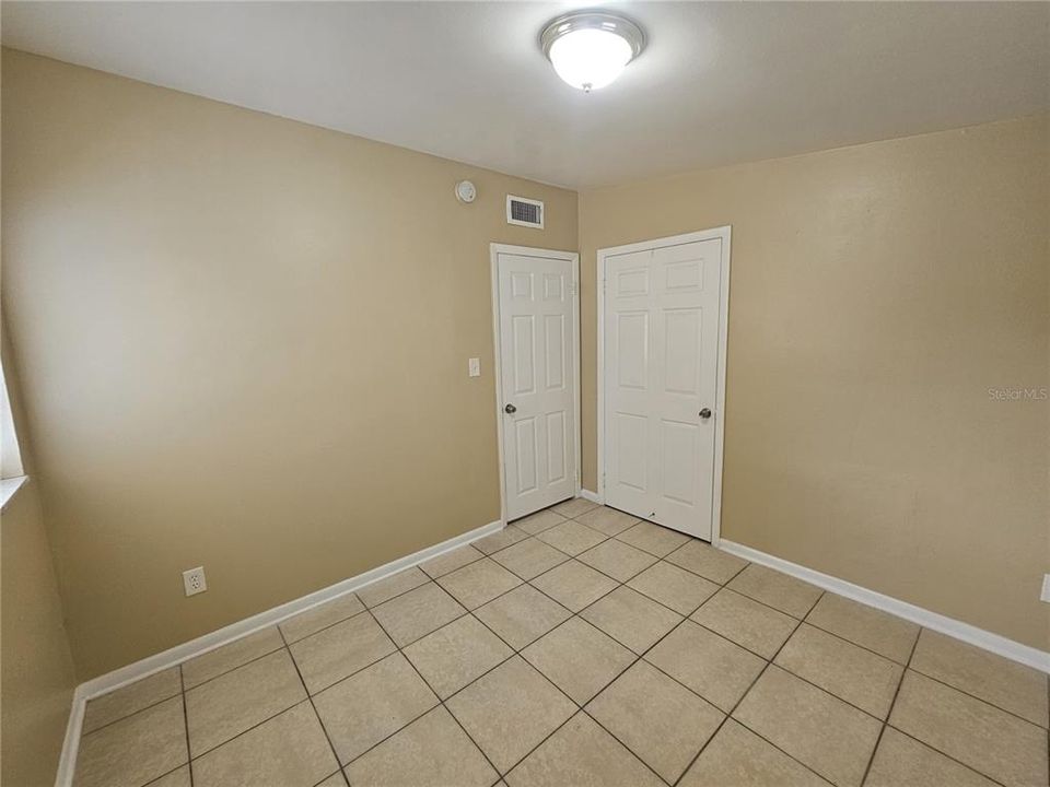 For Rent: $2,200 (3 beds, 2 baths, 1125 Square Feet)