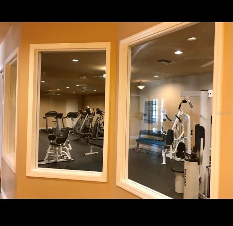 For Rent: $3,600 (5 beds, 3 baths, 3115 Square Feet)