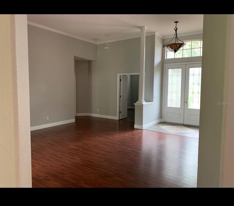 For Rent: $3,600 (5 beds, 3 baths, 3115 Square Feet)