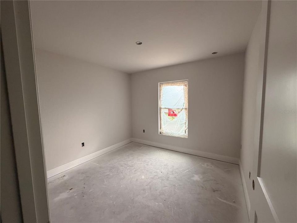 For Sale: $299,900 (3 beds, 2 baths, 1428 Square Feet)