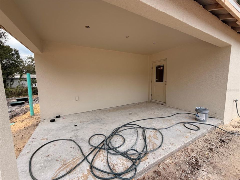 For Sale: $299,900 (3 beds, 2 baths, 1428 Square Feet)